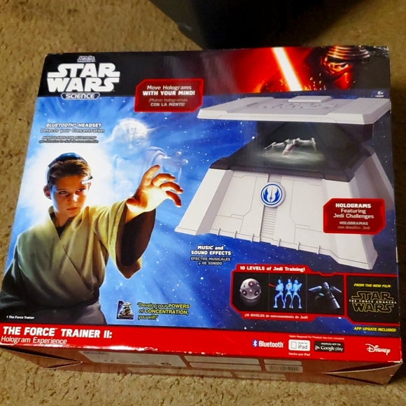Star Wars Force Trainer II - Picture 1 of 4